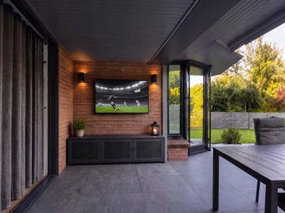 Outdoor Fernseher für Teilsonne
